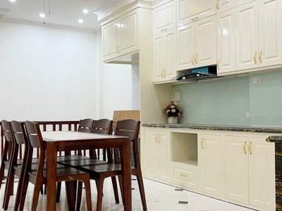 Tôi chính chủ cần bán gấp nhà Mặt chợ La Khê dọc bún 2, nhà LK vỉa hè sổ 50m, vuông vắn đẹp, 0