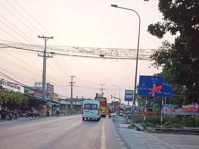 Chính chủ bán nhanh đất vị trí đẹp ngã tư mỹ long vô 450m cao lãnh, đồng tháp 1