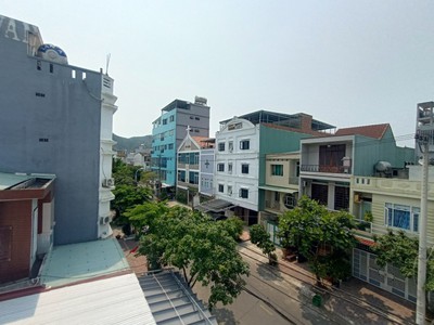 Chủ cần thanh khoản bán gấp nhà 2 tâng - diện tích lớn - liên chiểu - có sẵn dòng tiền giá. 6.4 tỷ 2