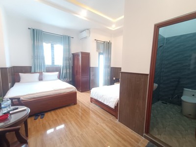 Chủ cần thanh khoản bán gấp nhà 2 tâng - diện tích lớn - liên chiểu - có sẵn dòng tiền giá. 6.4 tỷ 4