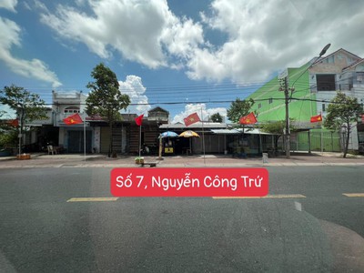 Đất đẹp - giá đầu tư - chính chủ cần bán lô đất mặt tiền thuận tiện kinh doanh tại nguyễn công trứ 0