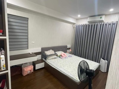 Bán  căn chung cư  lô góc tòa south building pháp vân hoàng mai 77m, 2pn giá 3.x tỷ 2