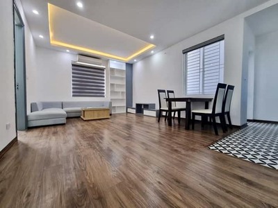 Cực hiếm  căn hộ đẹp 77m2 có slot ô tô, bc hướng đông lô góc, tặng lại full nt - 3,6 tỷ - giá chuẩn 0