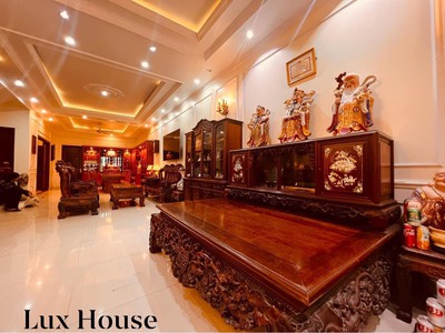 Cần BÁN nhà Mặt Đường Ngô Gia Tự, Hải An, Hải Phòng. 0