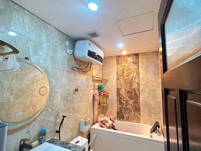 Siêu phẩm căn hộ toà t608 phố tôn quang phiệt   vị trí trung tâm   ful nội thất gỗ 3