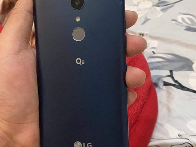 Bán LG q9 ram 4/64 1