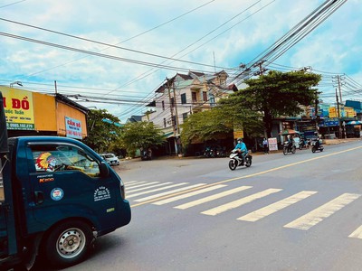 Bán nhà mặt tiền bùi văn hoà, gần cây xăng long bình giá rẻ chỉ 9ty990 3