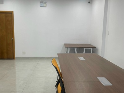 Cho thuê văn phòng 633 trần xuân soạn 8