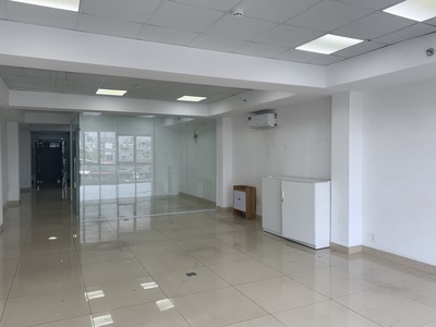 Cho thuê văn phòng 633 trần xuân soạn 3