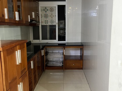 Chính chủ cần bán gấp căn 3n2vs ct2 tòa 17t2 vinaconex 3 đối diện bhxh, ntcb giá cực rẻ 4tỉ5, sổ đỏ 1