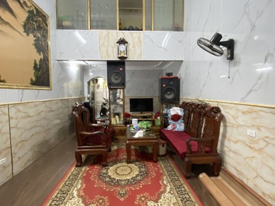 Vị trí tuyệt vời để Kinh doanh. Bán Lô Đất mặt đường Kiều Hạ tặng nhà 4