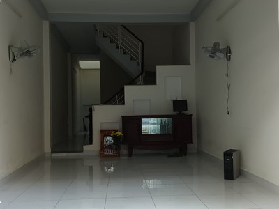 Cho thuê nhà 1t1l 3pn hẻm xe hơi quốc lộ 1k linh xuân 0
