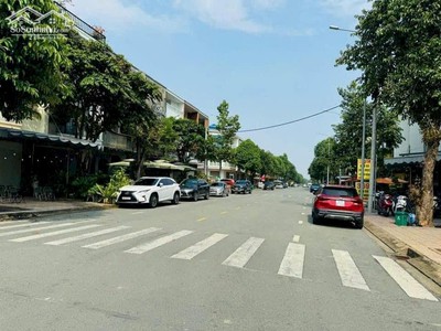 Cho thuê nhà 2 lầu, mới đẹp, mặt tiền n1 khu d2d võ thị sáu chỉ 25tr/tháng 4