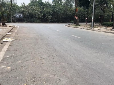 Cho thuê mặt bằng 2000m2, 2 mặt tiền trần thủ độ, thanh trì hà nội 1