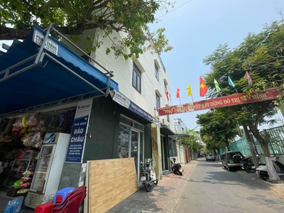 Bán nhà 3 tầng, 2 mặt tiền đường Trưng Nữ Vương, Hải Châu, Đà Nẵng, An ninh cao 2