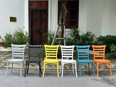 Ghế cafe nhựa đúc 0