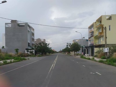 Bán nền đất Cát Lái, DT 5x21.9, sổ đỏ, giá chỉ 52 triệu/m2 2