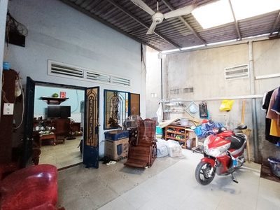 Bán nhà sổ hồng riêng, dt: 63m2, 2 pn, giá 2.x tỷ, bình chiểu, thủ đức. 0