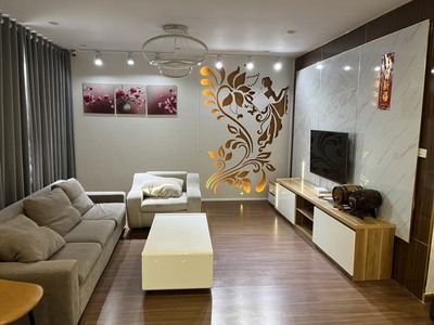 Chính chủ cho thuê căn hộ chung cư goldmark city, 136, đường hồ tùng mậu 0