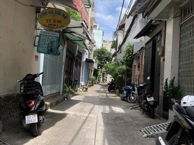 Bán nhà lạc long quân p9 tân bình - hxh thông - 5.3x13 - 5.5 tỷ 1