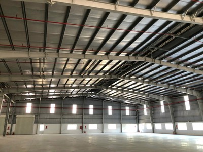 Cho thuê xưởng khu công nghiệp bàu bàng, bình dương.diện tích xưởng: 200.000 m2.từ 3.9 /m2 đến 4.1 1