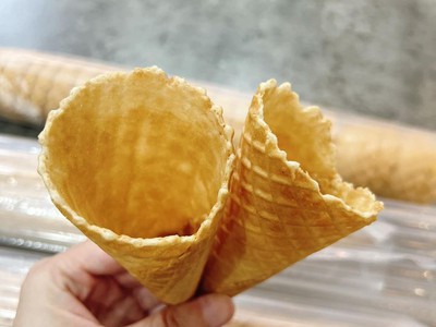 Xưởng Kem tại Vĩnh Phúc Cung Cấp Kem Cân Kí, Kem Đóng Hộp, Ốc Quế Giòn - xốp, Thùng bán kem 2