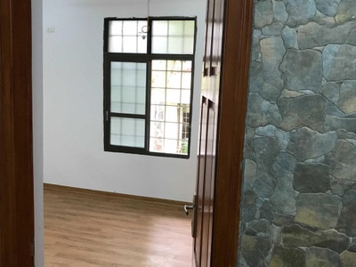 Chính chủ cần cho thuê căn hộ 3 PN, 1PK, 100m2 ngõ 27 Phố Cát Linh 1