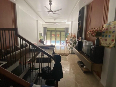 Bán căn nhà 3 tầng ngõ đường Nguyễn Lương Bằng, TP HD, 70m2, 3 ngủ, đường thông oto 1