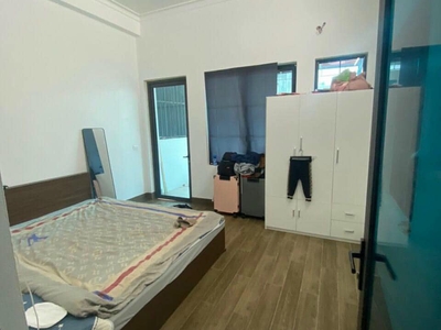 Bán căn nhà 3 tầng ngõ đường Nguyễn Lương Bằng, TP HD, 70m2, 3 ngủ, đường thông oto 4