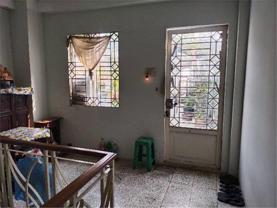 Bán nhà kinh dương vương ,p.bình trị đông b. quận bình tân. dt 70m2 x 3 tầng  4 x 18 .giá 5.85 tỷ 2