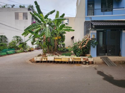 Bán đất lô góc - trường lưu long trường - 90 m2 - 4 tỷ 0