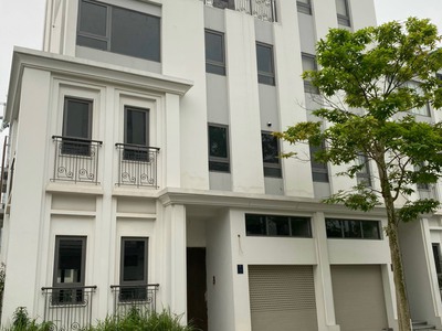 Siêu phẩm bán 2 căn biệt thự song lập the manor centrak park nguyễn xiển dt:435m2 4 tầng, full 4