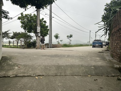 Hàng phân lô f0 mới tinh quảng hội, quang tiến, sóc sơn, hn. còn lâu mới tới 1 tỷ.   thông tin: - 3