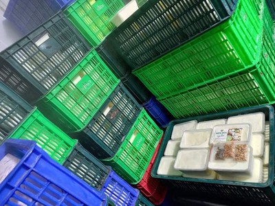 Xưởng Kem tại Vĩnh Phúc Cung Cấp Kem Cân Kí, Kem Đóng Hộp, Ốc Quế Giòn - xốp, Thùng bán kem 4