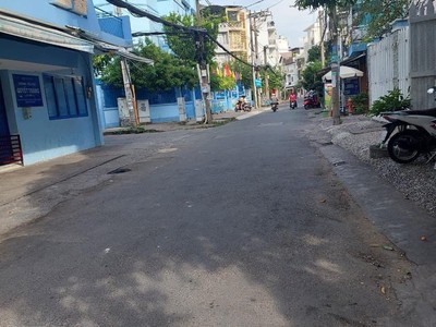 Chủ ngộp bank giảm 300tr căn nhà tt lê đại hành 63m2, giá nhỉnh 4 tỷ 0