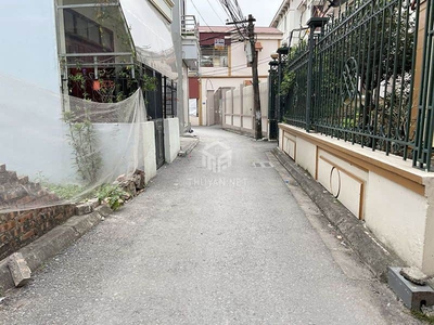 Cần bán 67,1m2 đất nằm trên mặt đường thông ô tô 7 chỗ tại xóm 3 Đông Dư, Gia Lâm 0