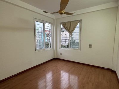 Bán nhà ngọc lâm, long êbin.45m 5t, mt4,5m ô ôtlô góc, kinh doanh.7,3 tỷ 3