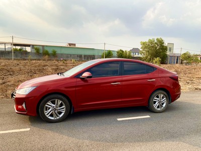Lên 7 chỗ cần bán: Hyundai Elantra 1.6AT 2021 Đỏ Đẹp 3