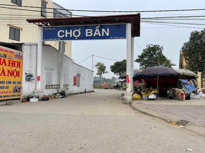 Cần cho thuê nhà 3 tầng mới xây tại đường trung tâm bần yên nhân, thị xã mỹ hào, hưng yên. 0