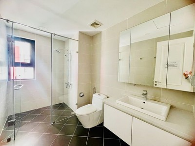 Bán các căn hộ 2PN và 3PN giá cực tốt tại dự án Hà Nội Paragon Cầu Giấy. 2
