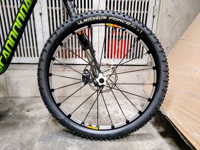 Xe Cannondale Trigger 27.5. Carbon một phuộc 4