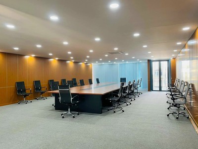 Văn phòng cho thuê. Tổng 7 tầng, DTMS 400m2/tầng. Thích hợp làm văn phòng kinh doanh online. Giá TL 4