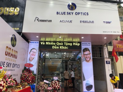 Cần sang nhượng công ty kính thuốc Blue Sky 1