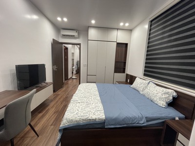 Cho thuê căn hộ 1 p.ngủ, p.khách riêng  50m2  tại Vinhomes Marina. 2
