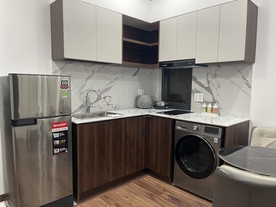 Cho thuê căn hộ 1 p.ngủ, p.khách riêng  50m2  tại Vinhomes Marina. 7