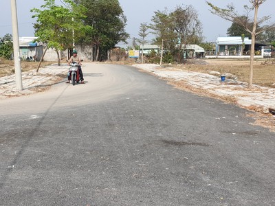 Bán đất thổ ngay trung tâm thị trấn Đức Hoà,trả 50 đến khi nhận sổ hồng 1
