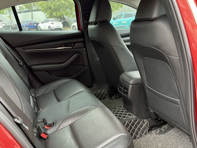 Chính chủ cần bán xe Mazda 3-1.5 luxury đỏ phale 6