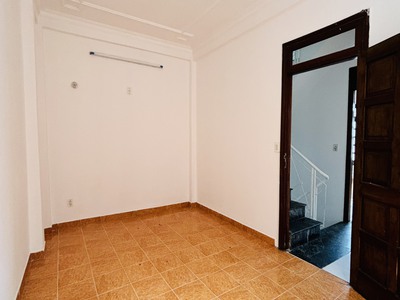 Bán nhà 4 tầng mặt tiền đường Thanh Thuỷ, Hải Châu, Đà Nẵng 5
