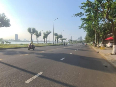 Hiếm - Nhà 2 Tầng 100m2 - Mặt Tiền Mỹ An 12   Nhỉnh 5 Tỷ - Đường 5m5   Lề 4m 2