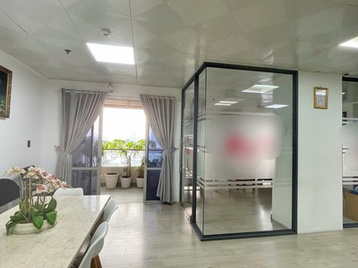 Công ty mình cần cho thuê 3 căn hộ có chức năng văn phòng, đăng kí kinh doanh được tại The Everich 0